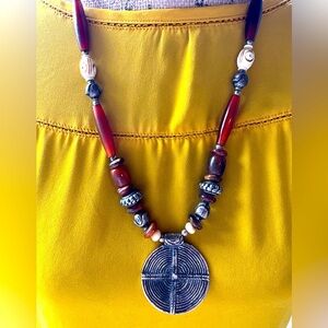 Vintage Beaded Necklace w/ Silver toned Etched Circle Pendant